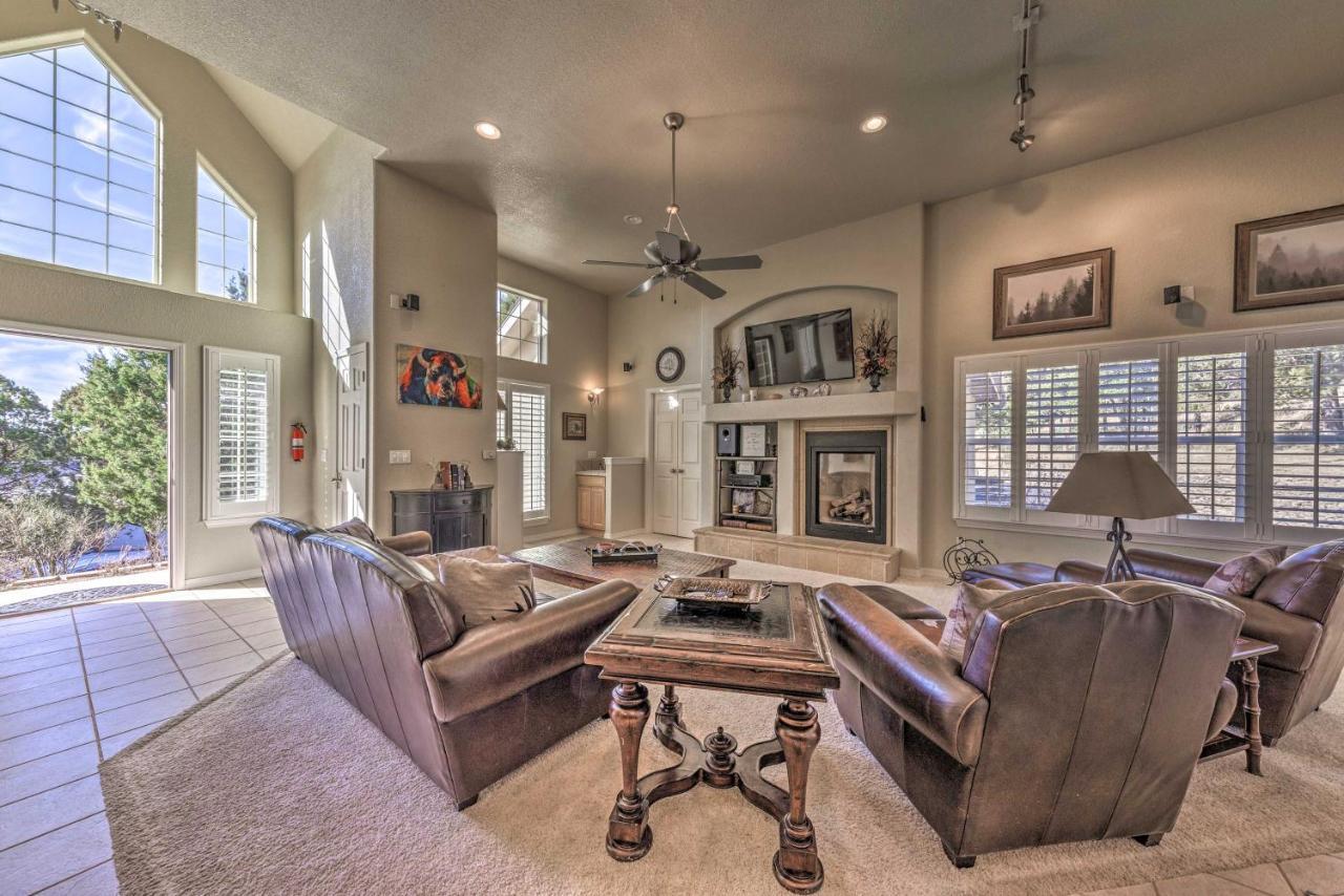 Roomy Ruidoso Retreat With Deck, Grill, And Mtn Views! Esterno foto