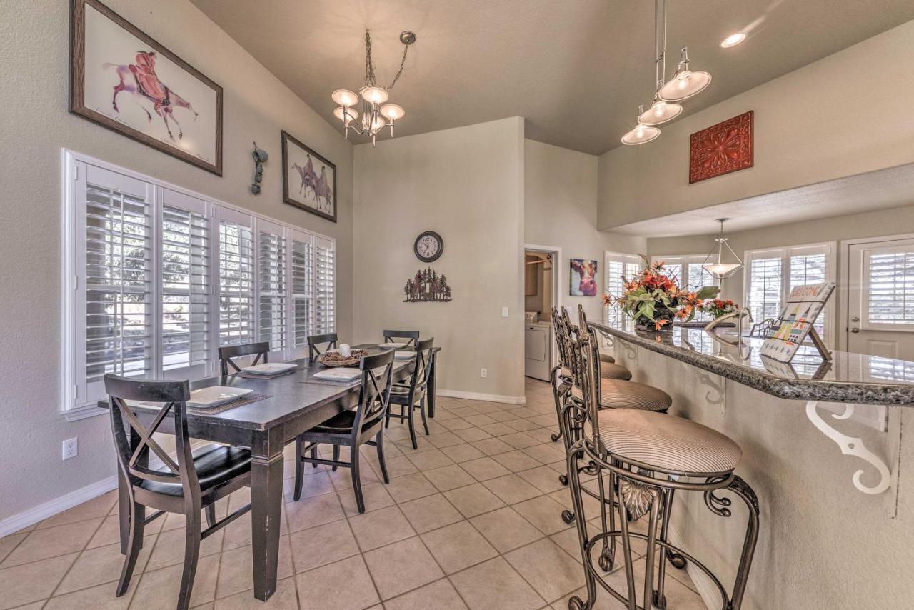 Roomy Ruidoso Retreat With Deck, Grill, And Mtn Views! Esterno foto